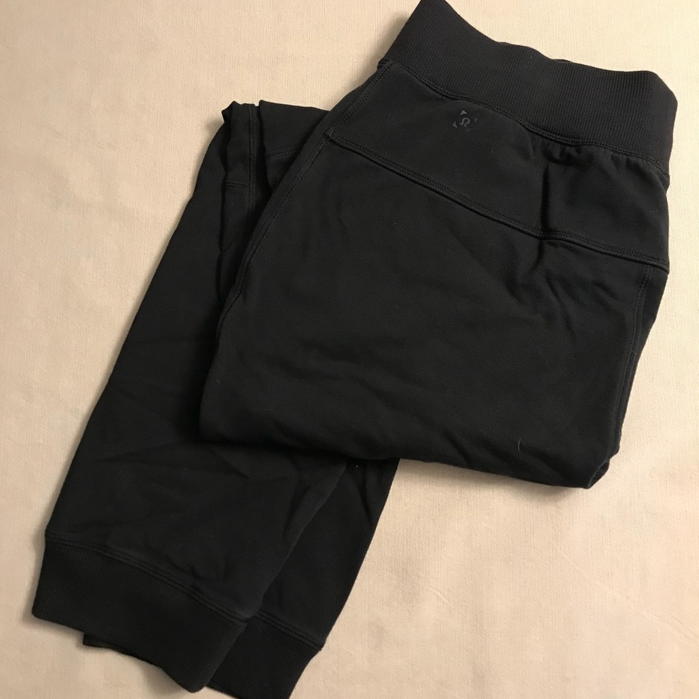 Lululemon Black men’s joggers